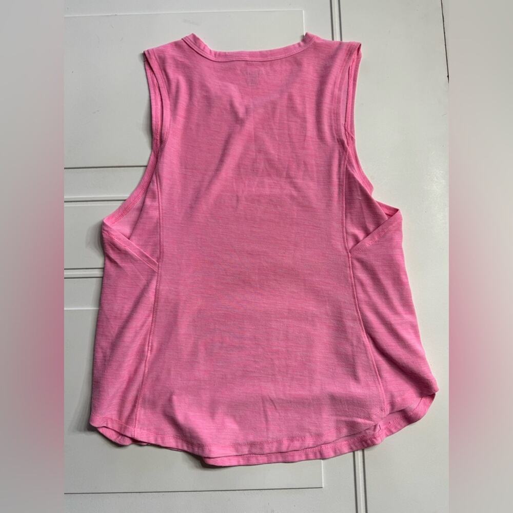 Old Navy Active Breathe On Bright Pink Athletic Tank Top Sleeveless Size Large - Picture 4 of 4